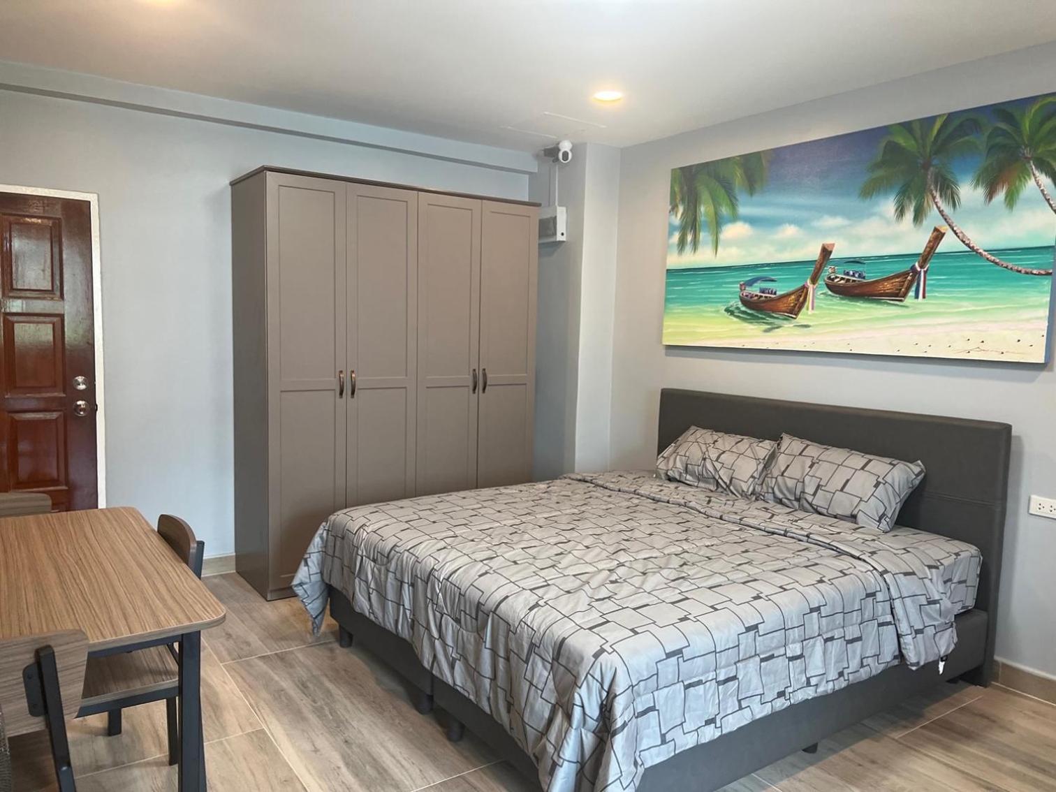 Private Modern By Vacation Located In The Heart Of Patong, Walking Distance To The Beach, Kitchen, Private Bathroom, Seating Area, 65