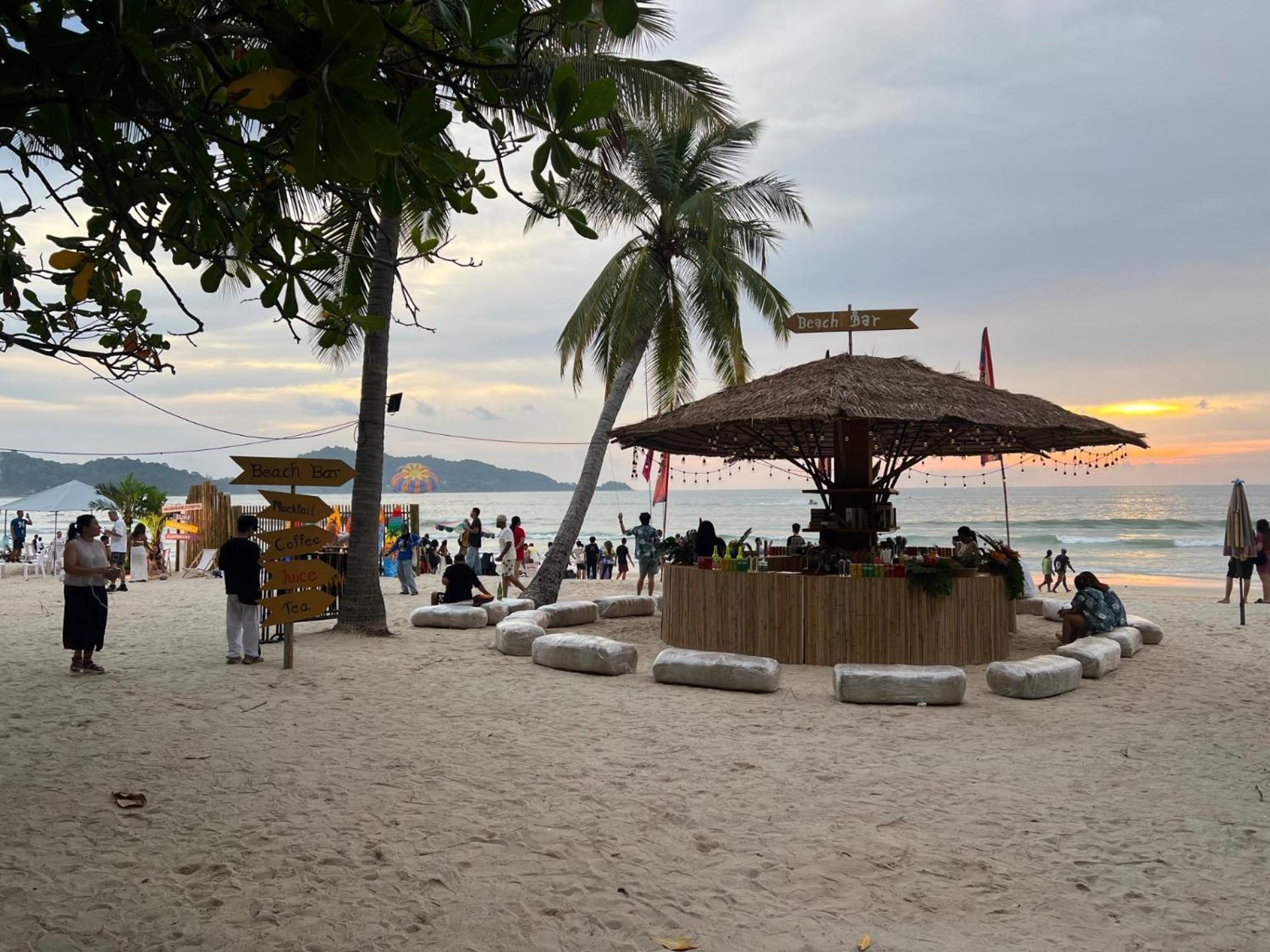 Private Modern By Vacation Located In The Heart Of Patong, Walking Distance To The Beach, Kitchen, Private Bathroom, Seating Area, 65